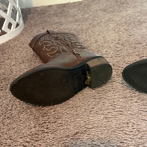 Cat & Jack Brown Kids Boots, 13 - Picture 2 of 6